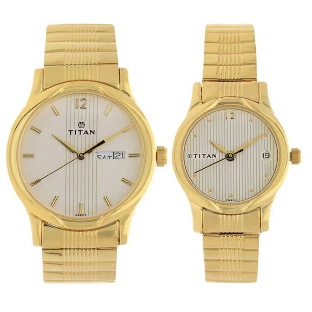 Titan Quartz White Couple Watch 15802490YM04