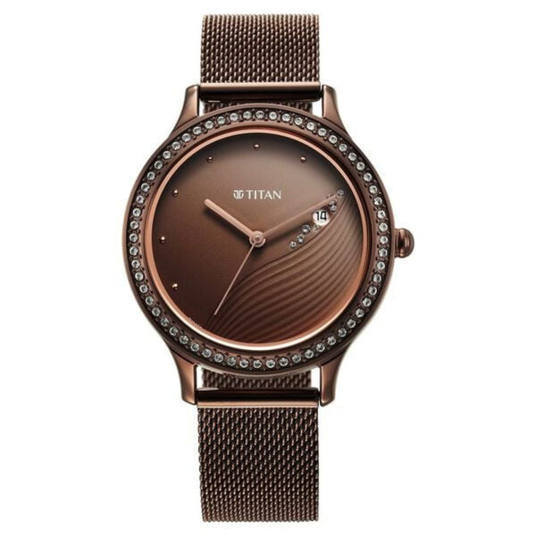 Titan Purple NT2634QM01 Watch