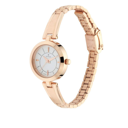 Titan Karishma Rose Gold Women's Watch 2598WM01