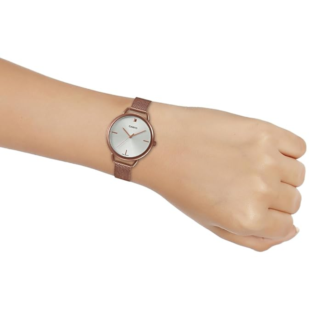 Casio Enticer Silver Women's Analog Silver Dial Watch A1812 LTP-E415MR-7CDF