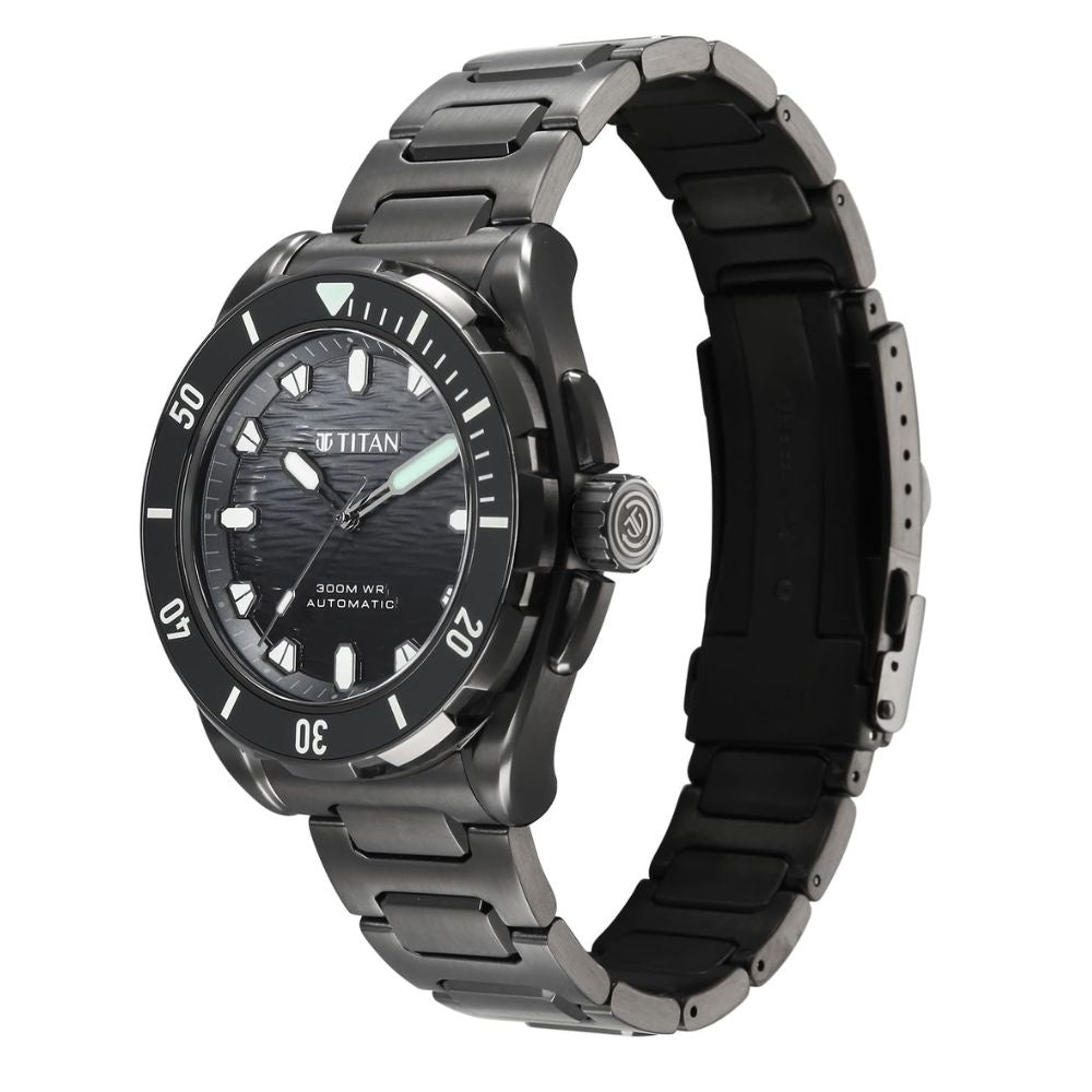 Titan Zero Hour Diver's 300m Automatic Black Men's Watch 10069KM03