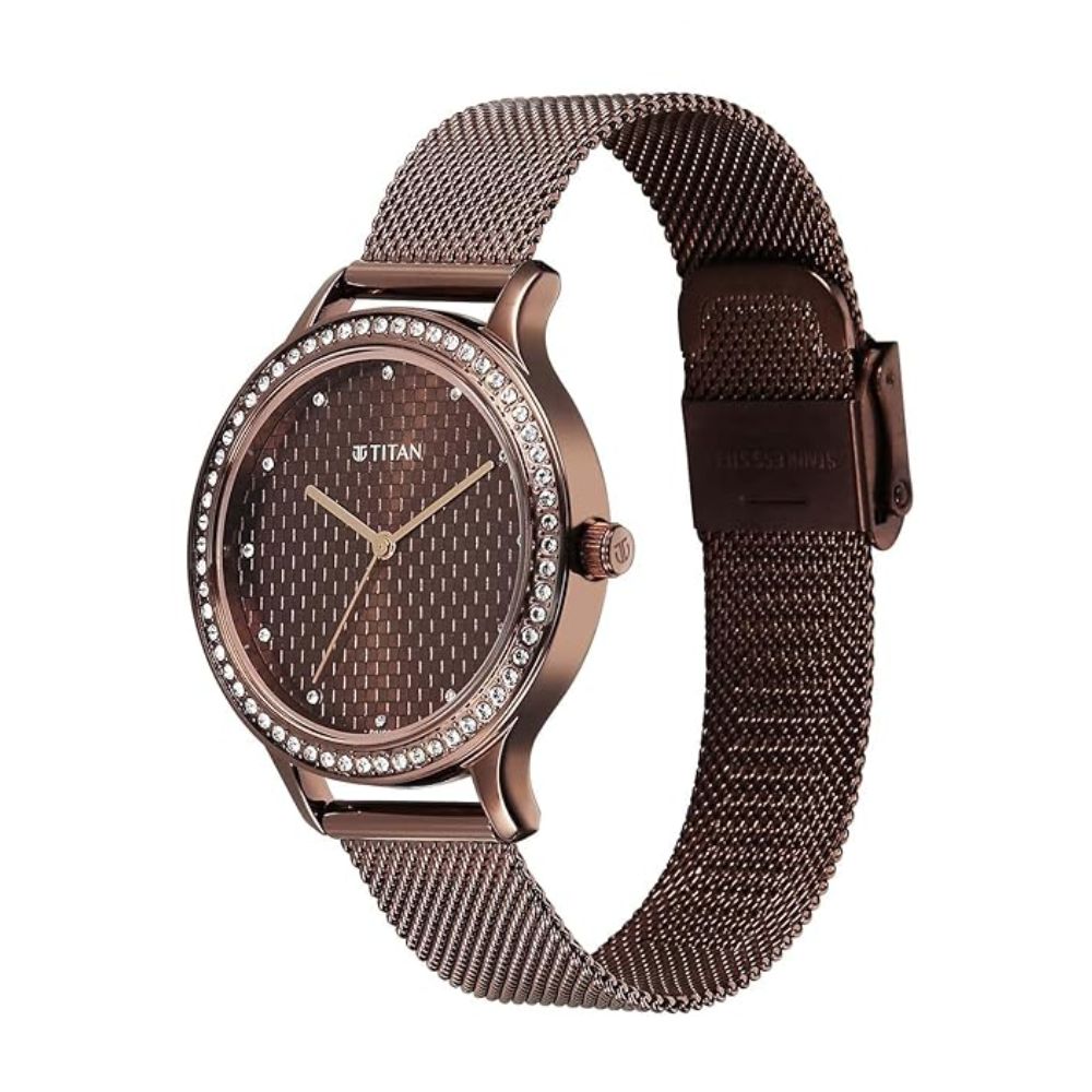 Titan Superheads Brown Women's Watch 2634QM03
