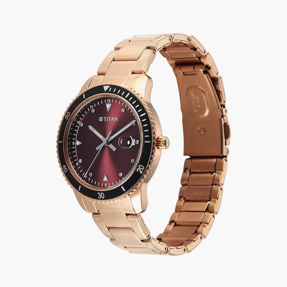 TITAN Sports Fashion Phase II Maroon Men’s Analog Watch 2768KM02
