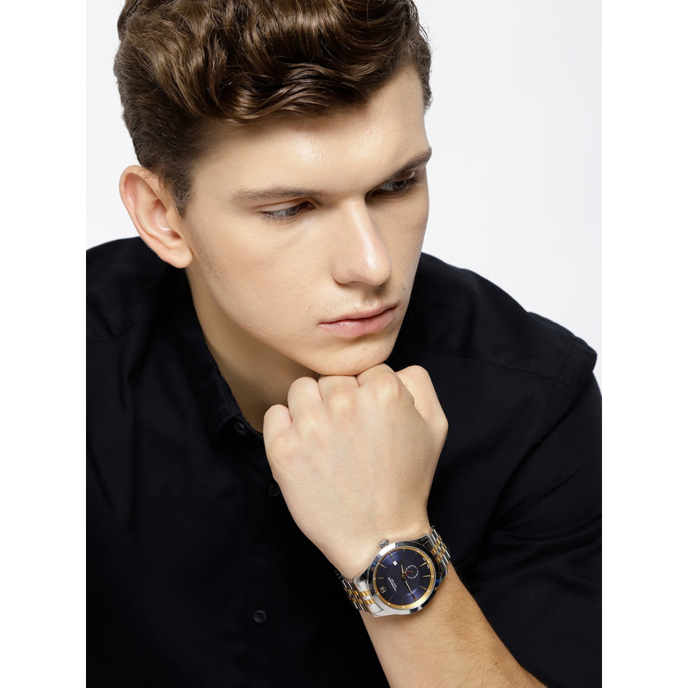 VICTORINOX Luxury Analog Blue Dial Men's Watch 249121