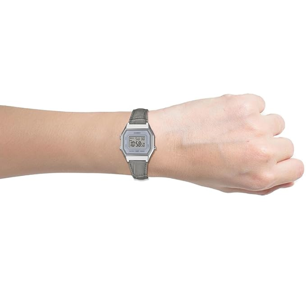 Casio Vintage Light Blue Women's Watch D424