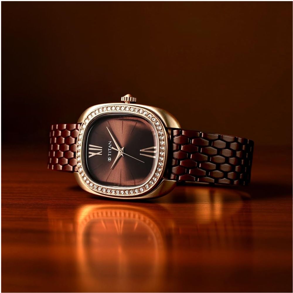 Titan Glamour Brown Women's Watch 95317KM01